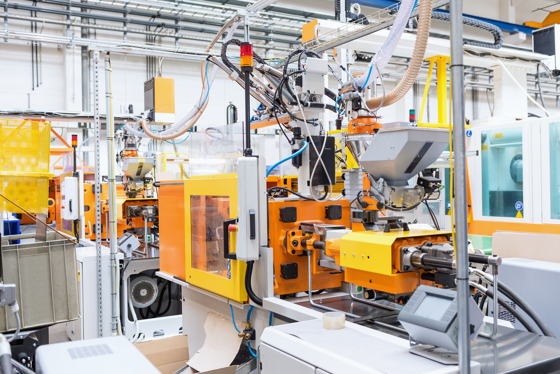 advanced injection moulding machines